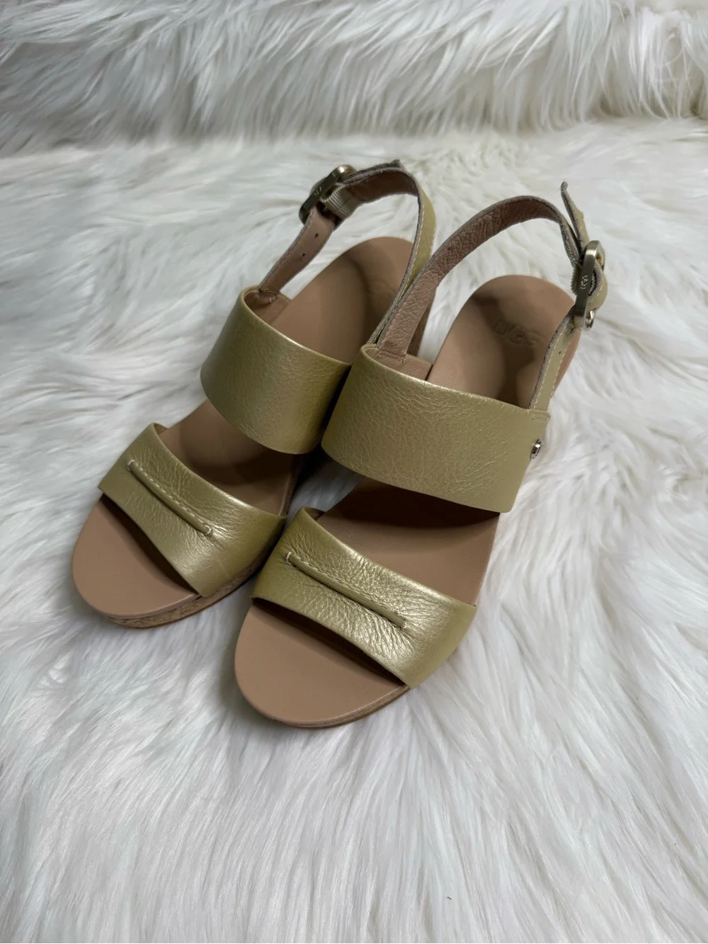 Ugg Elena Metallic Women Gold Cork Wedge Sandals Stylish Comfort Size 7 New